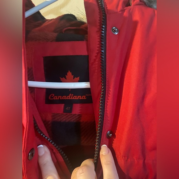 Nwt 4t girls winter jacket - Picture 2 of 4